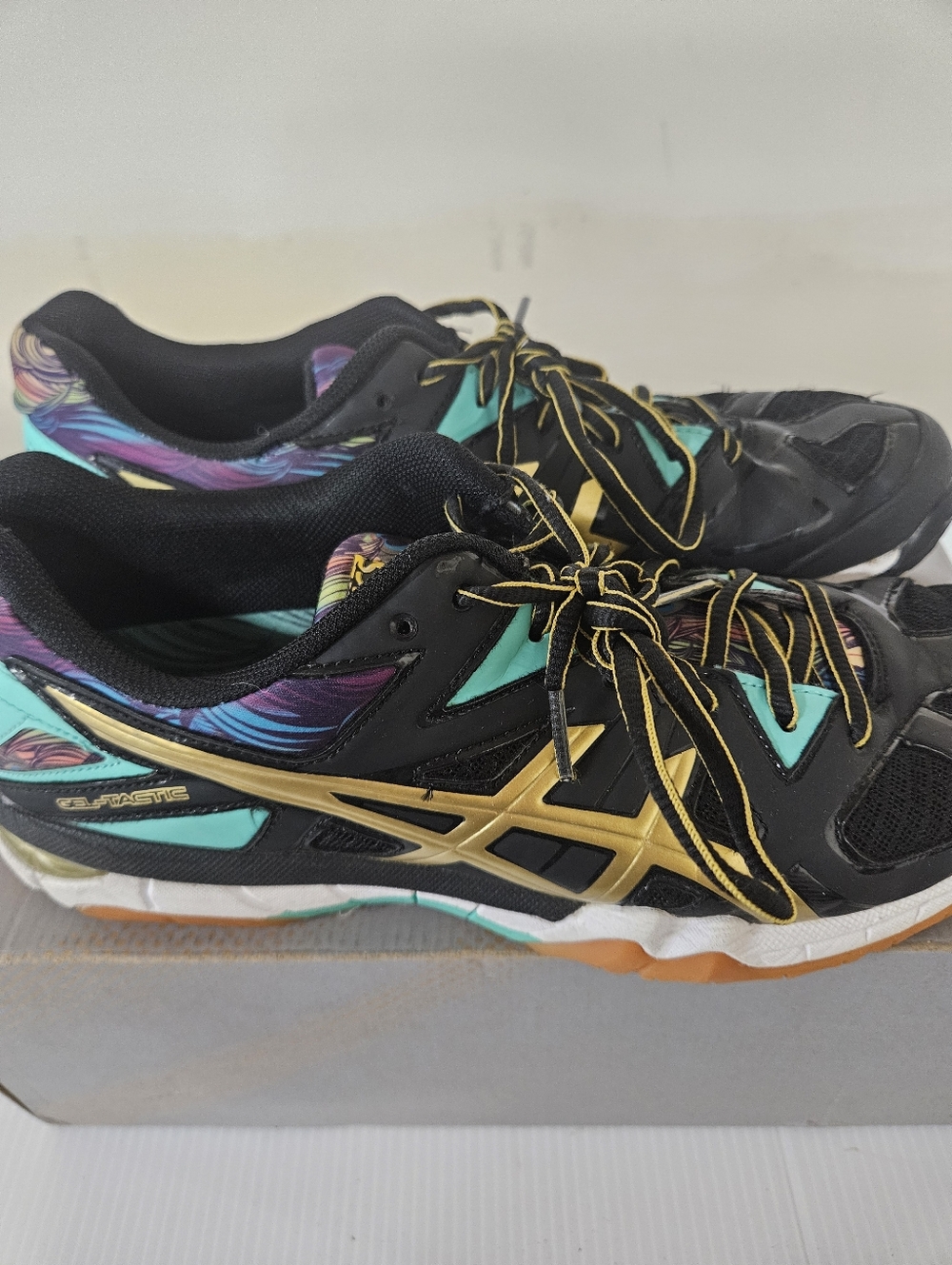 ASICS Gel-Tastic Black Sneakers with Gold & Teal Accents Sz 11 SH006